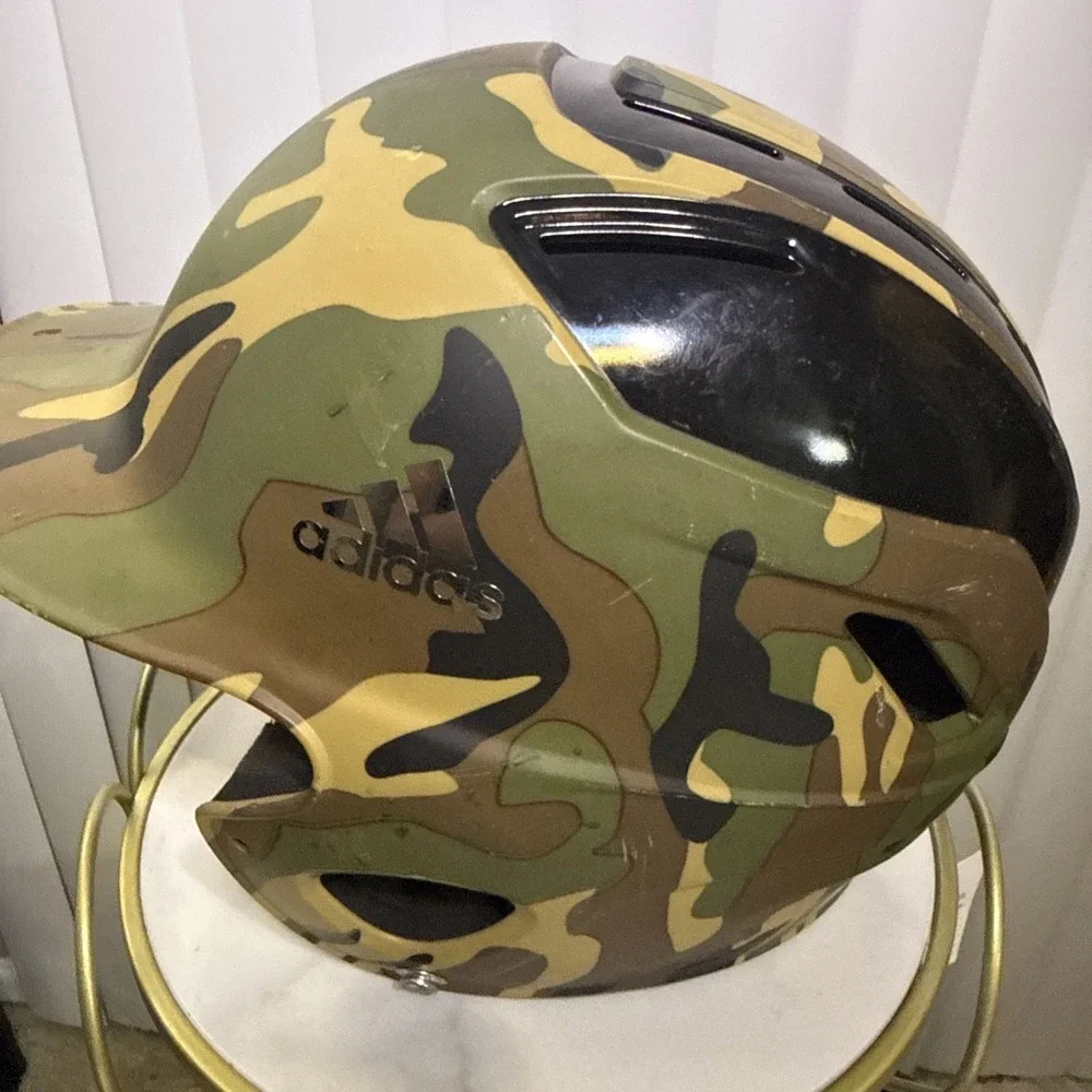 Adidas Green Camo Tee Ball Batting Helmet Kids Youth 6 3/8-7 3/8 Baseball Helmet